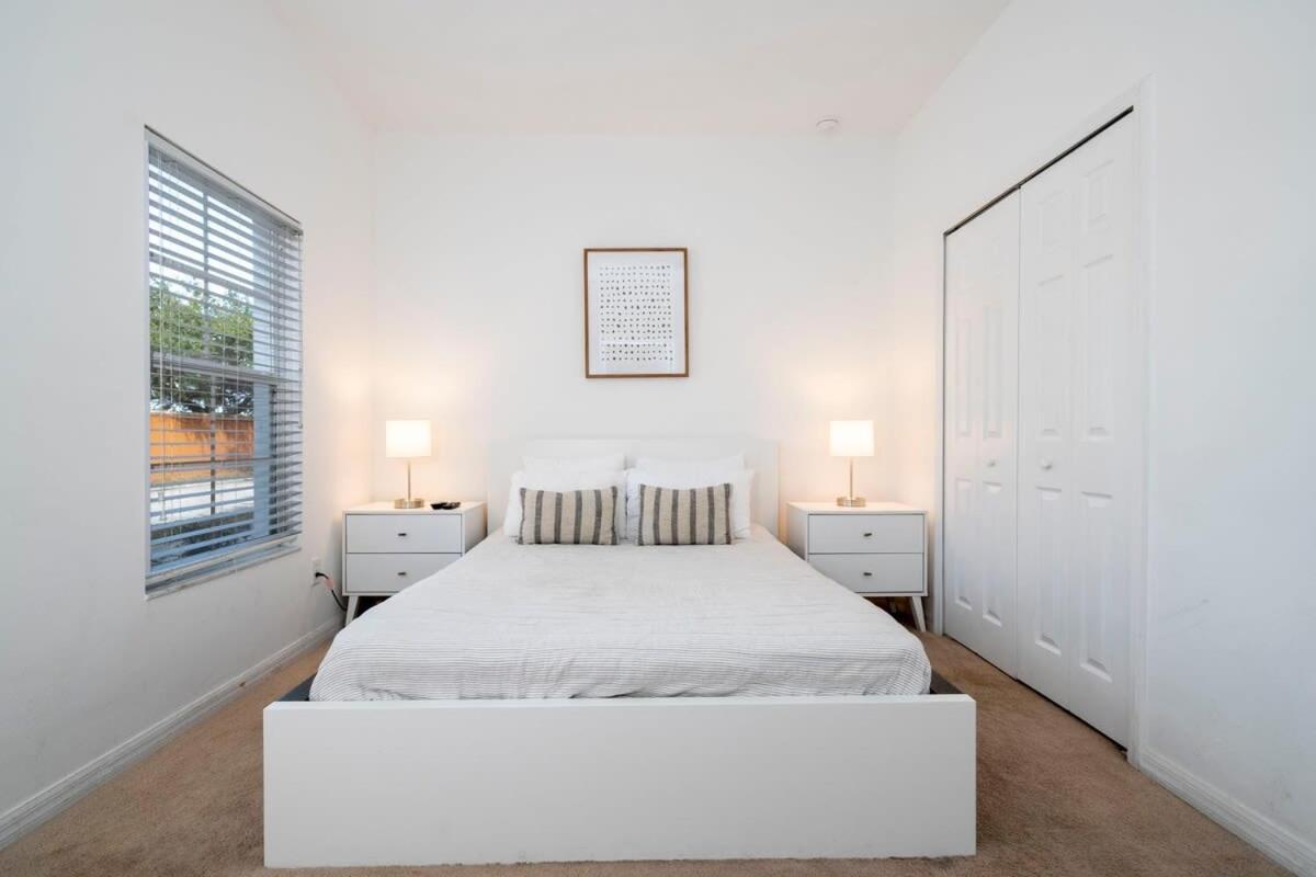 Four Bedroom W/ Screened Pool Close To Disney 4572 Kissimmee Exteriör bild